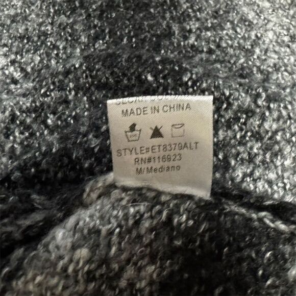 Altar'd State Women's Gray Sleeveless Cardigan Vest Size M Ombre Fringe - Picture 6 of 6